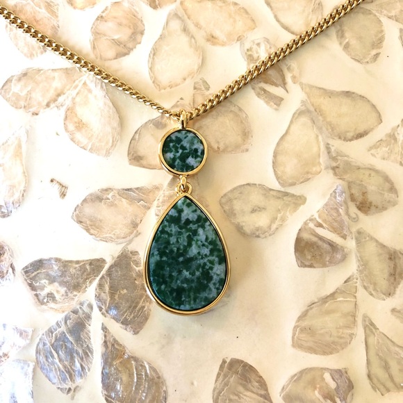 Ann Taylor Jewelry - NWT Ann Taylor Green Marble and Gold Long Pendent Necklace